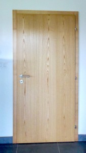 entreprise porte interieur maison appartement bois spittler menuiserie bois sierentz haut rhin 68 - Nos artisans ont du Talent