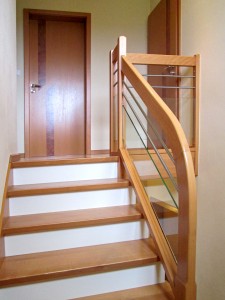 escalier de maison en bois sur spittler menuiserie bois sierentz haut rhin 68 - Nos artisans ont du Talent
