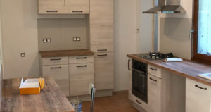 renovation moderne interieure peinture carrelage cuisine montpellier